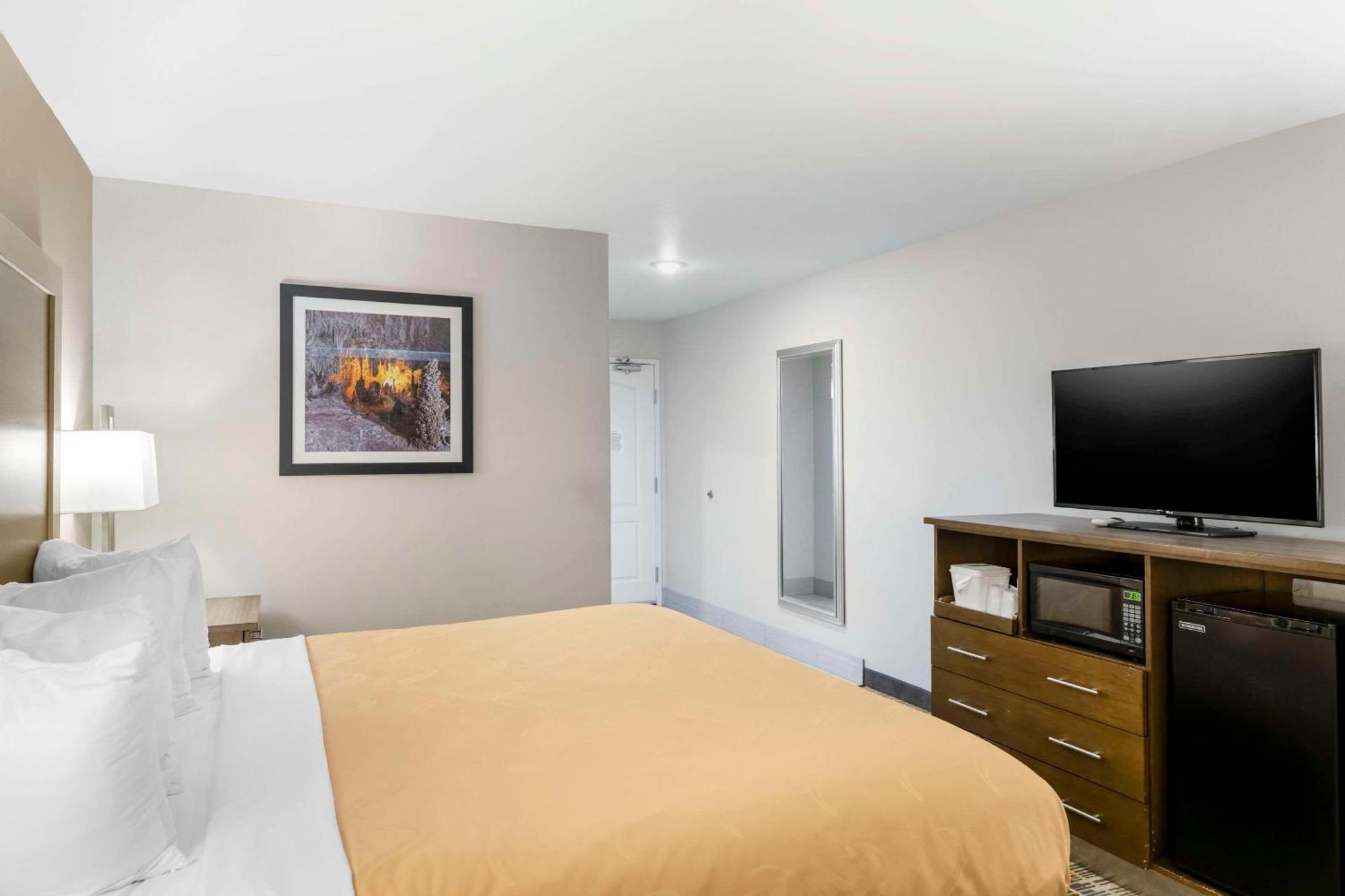 Quality Inn & Suites Carlsbad Caverns Area Kültér fotó